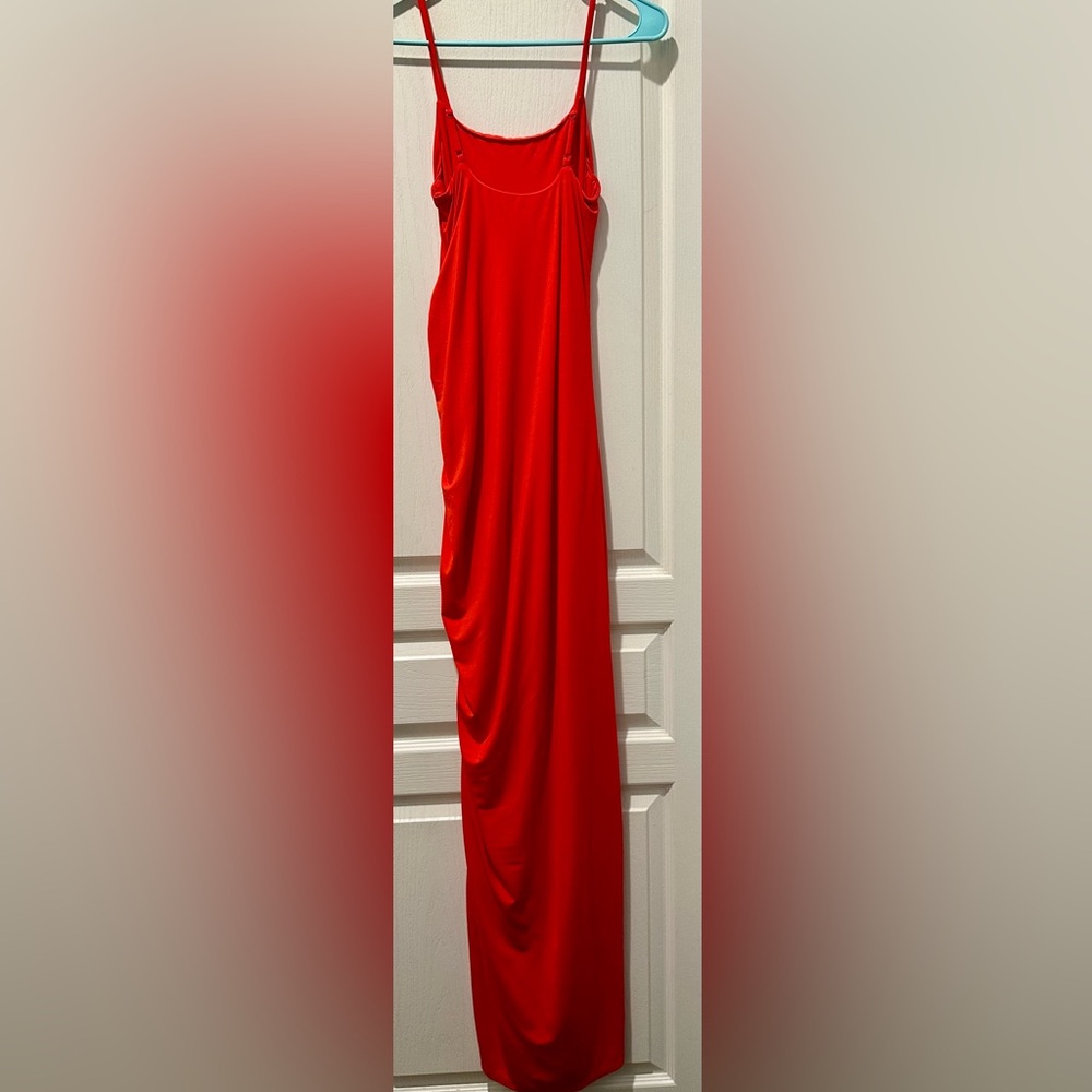Lovers & Friends Kiki Strappy Red Jersey Maxi Dress Ruched Side & Front Slit ZB8 - Picture 3 of 6
